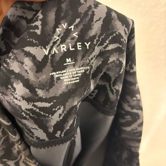 Varley Grey and Black Patterned High Waisted Leggings - Picture 6 of 6